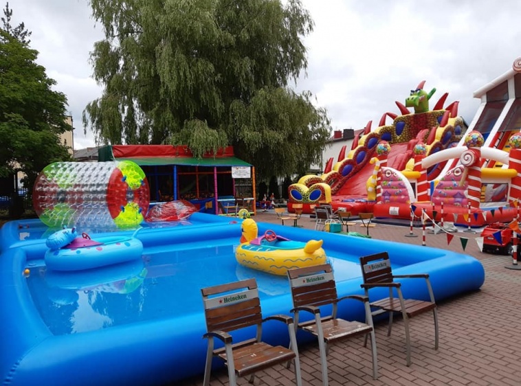 Wesołe Miasteczko - Dmuchańce w Karwi