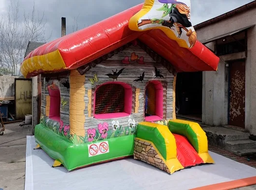 Wesołe Miasteczko - Dmuchańce w Karwi